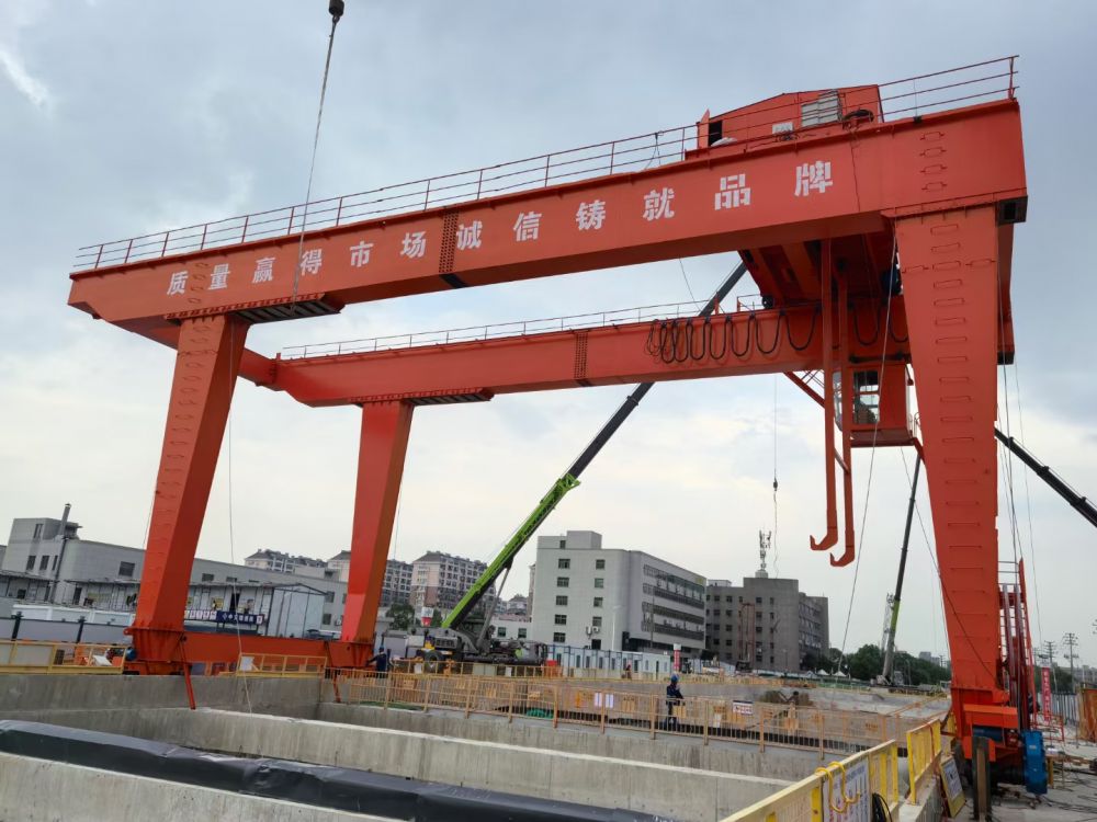 广州地铁出渣机、地铁站门式起重机生产、安装拆卸、租赁公司